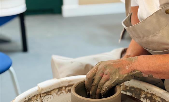 Palé Hall Pottery Classes